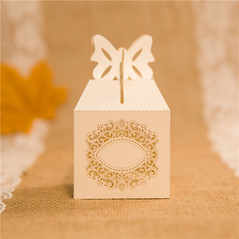 Elegante Mariposa Corte Láser Cajas favor de la boda WBC0022