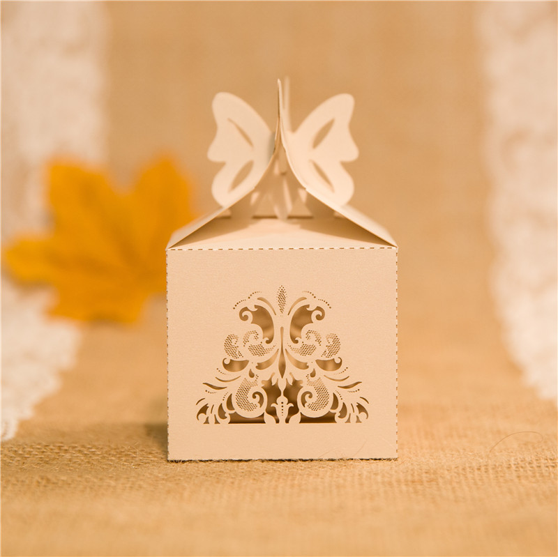 Elegante Mariposa Corte Láser Cajas favor de la boda WBC0027