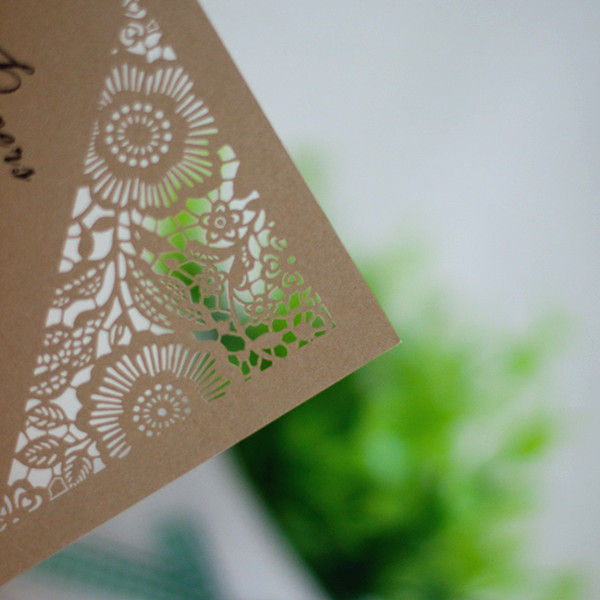 Deslumbrante flor simple Corte Láser Invitaciones WFL0101 - Haga un click en la imagen para cerrar