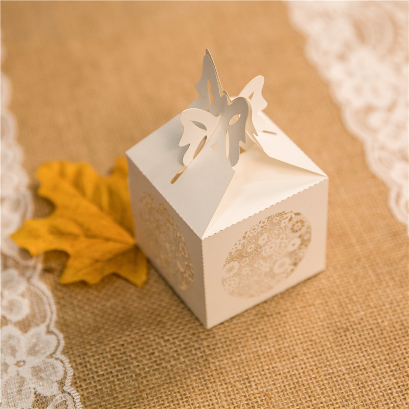 Elegante Mariposa Corte Láser Cajas favor de la boda WBC0019