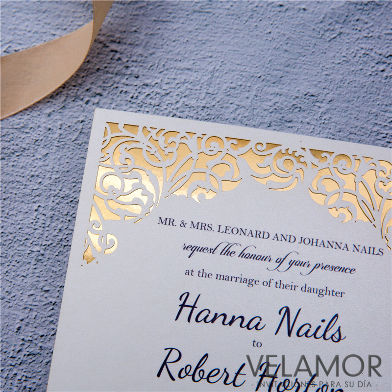 Clásico Remolinos Corte Láser invitación de la boda WFL0099