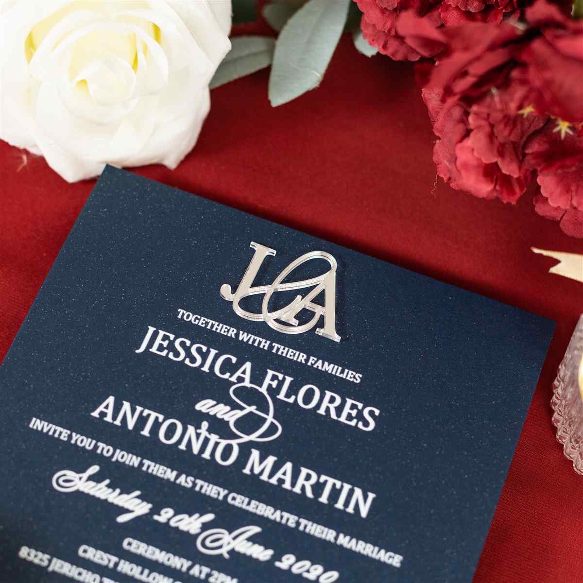 Invitacion con Mono en Name tag WSNT015